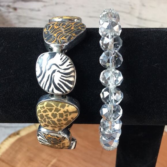4 Stretch Bracelets in Various Styles Crystal, Animal Print, Bling‎ - Picture 2 of 13
